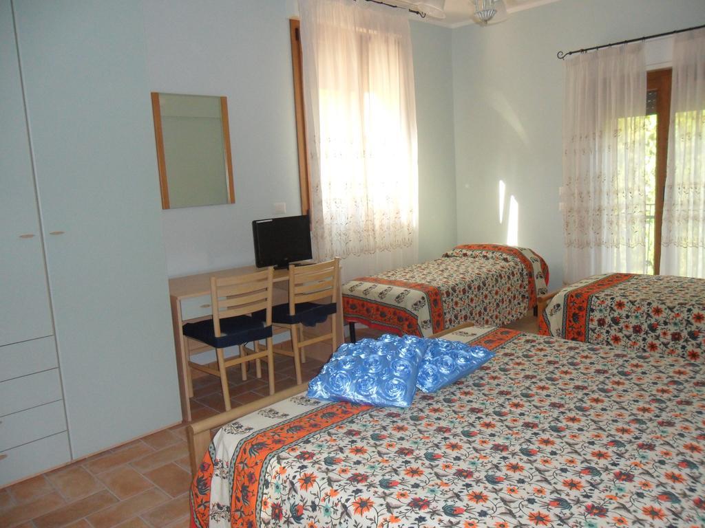 Agriturismo Poponi Villa Todi Room photo
