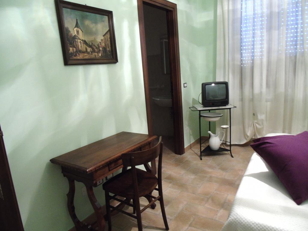 Agriturismo Poponi Villa Todi Room photo